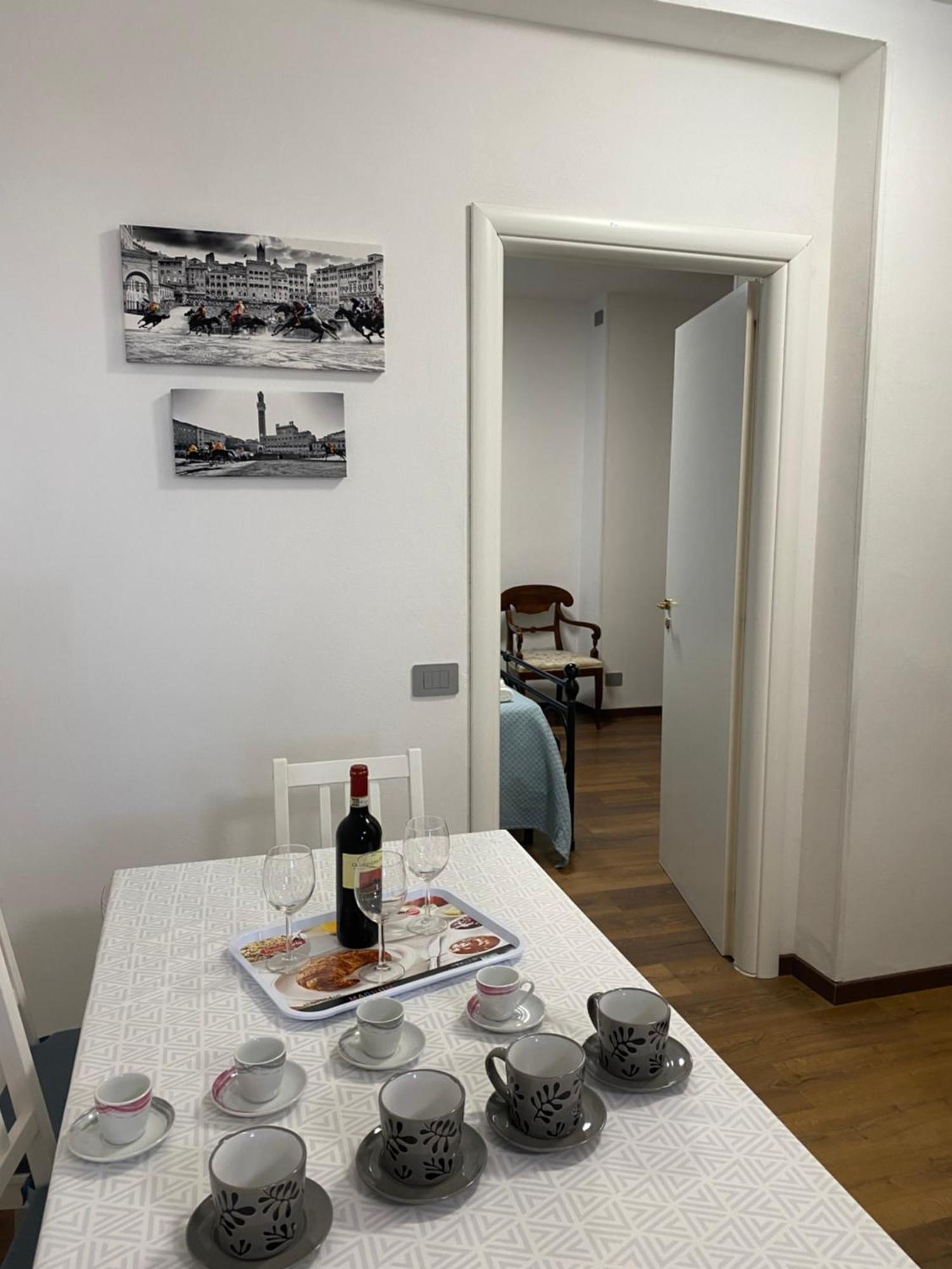 Apartament Enjoy Siena Zewnętrze zdjęcie